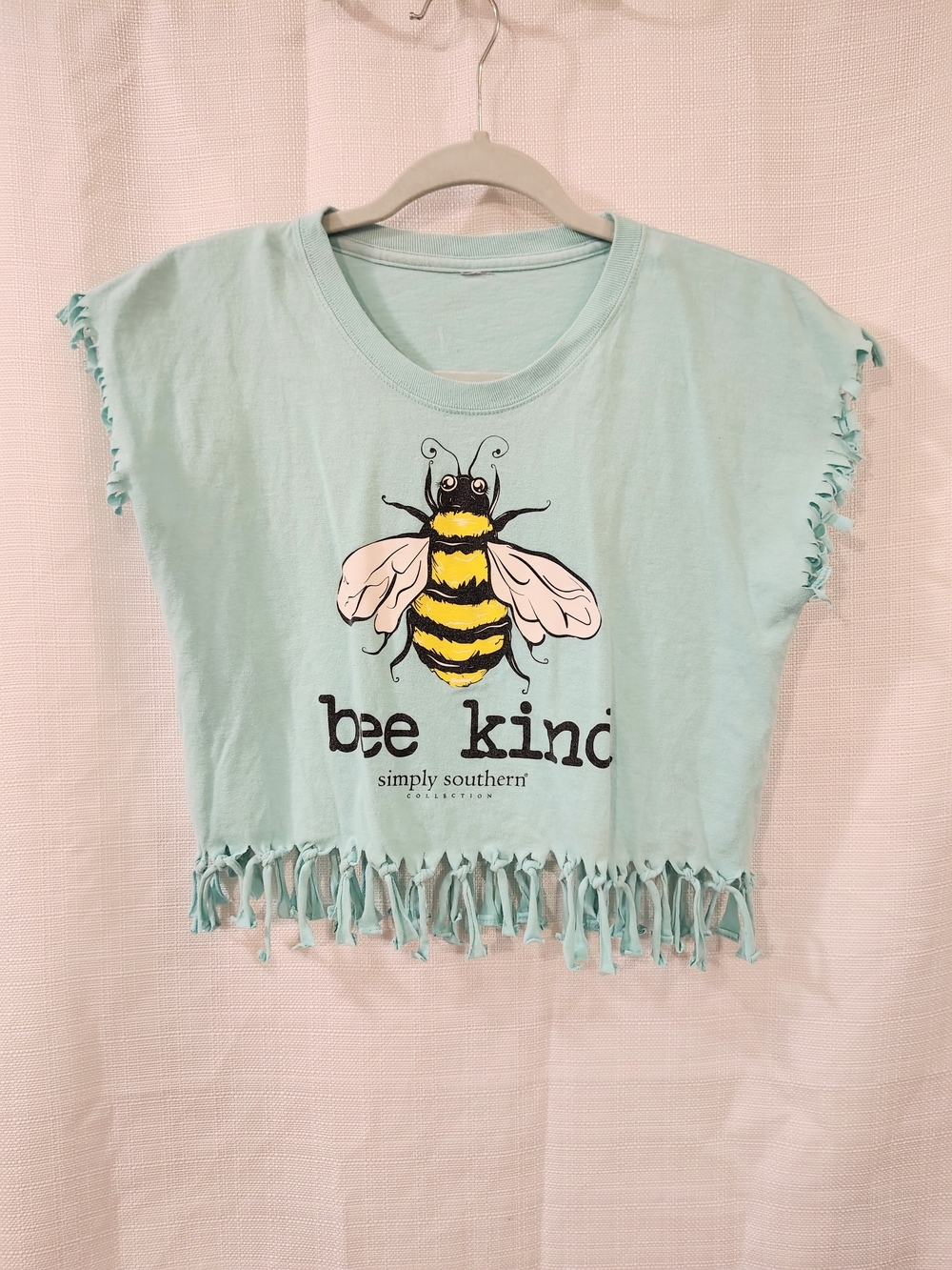 Simply Southern Light Teal 'Bee Kind' Fringe Crop Graphic Tee Bumble Bee T-shirt